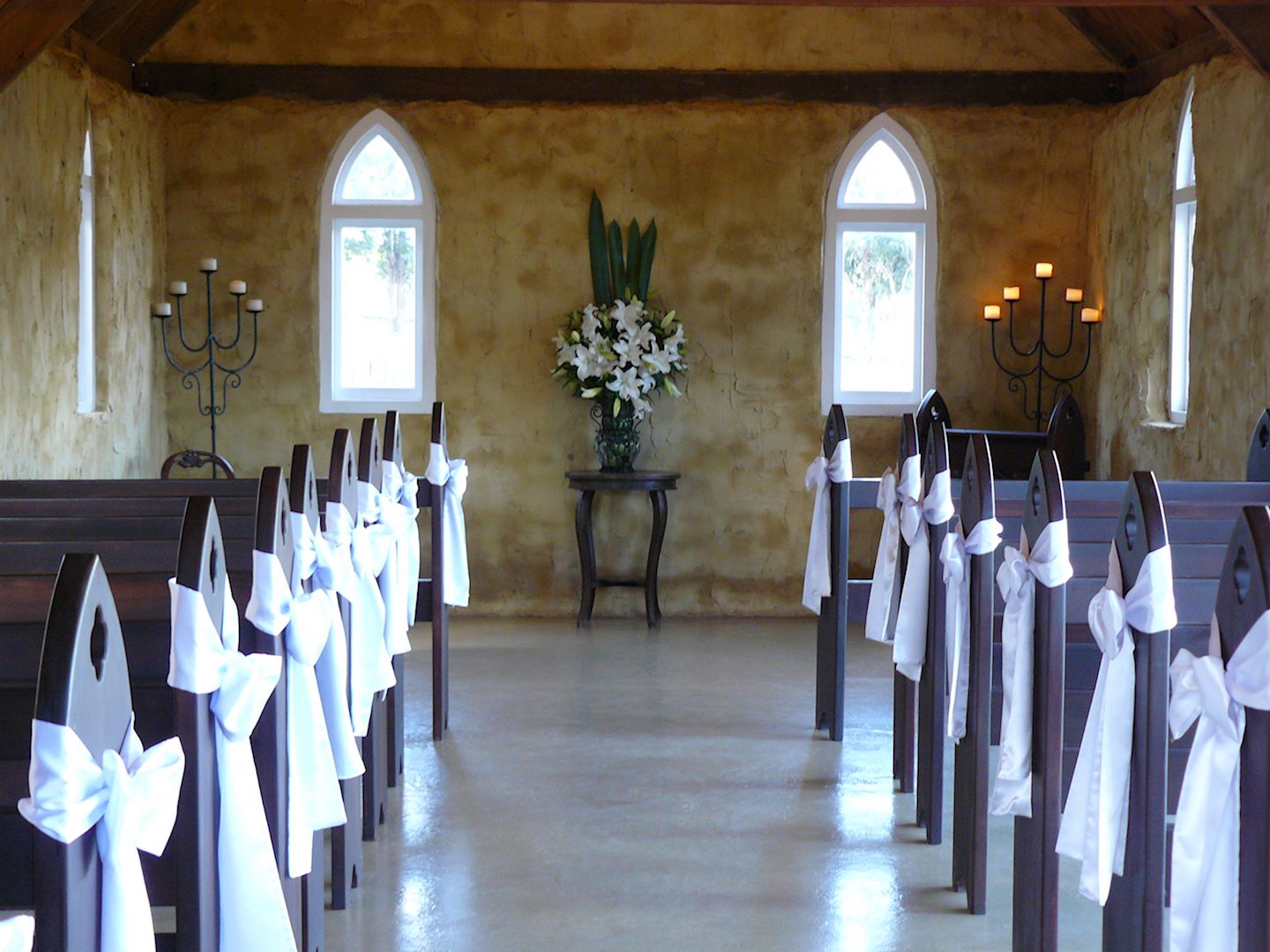 26 Simple Church Wedding Decorations
