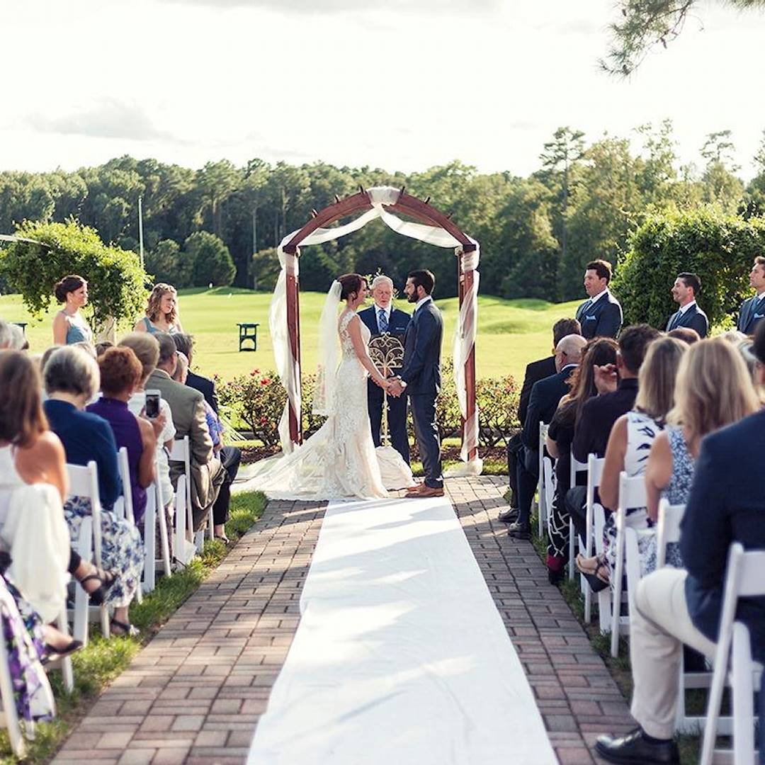 Beistle Elite Collection white spun polyester wedding aisle runner with braided cord